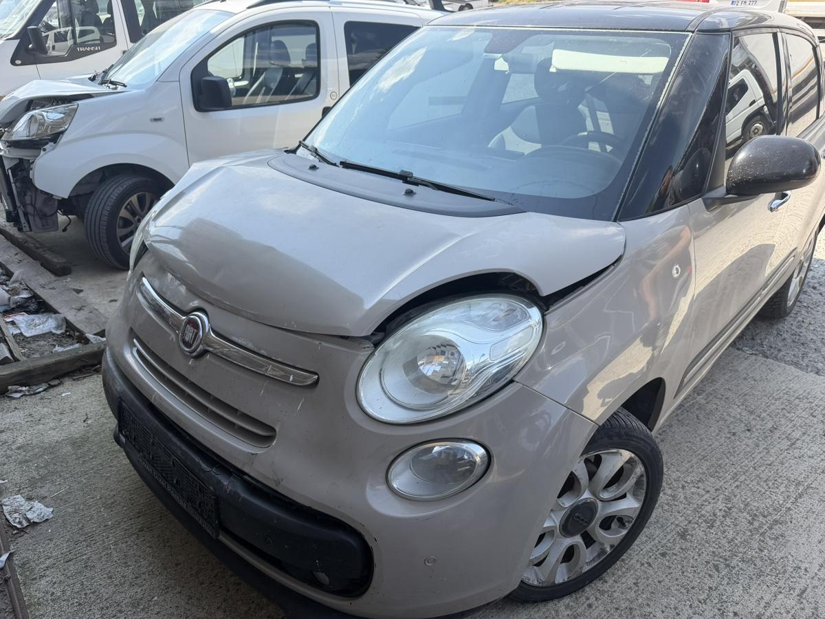 FIAT 500L 1.3 MULTIJET II 85 DUALOGIC BI—COLOR | Autogong