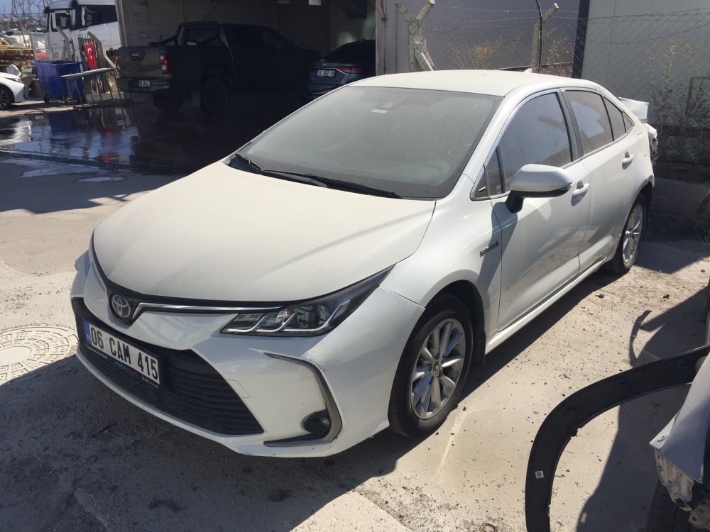 TOYOTA COROLLA 1.8 HYBRID DREAM E-CVT | Autogong
