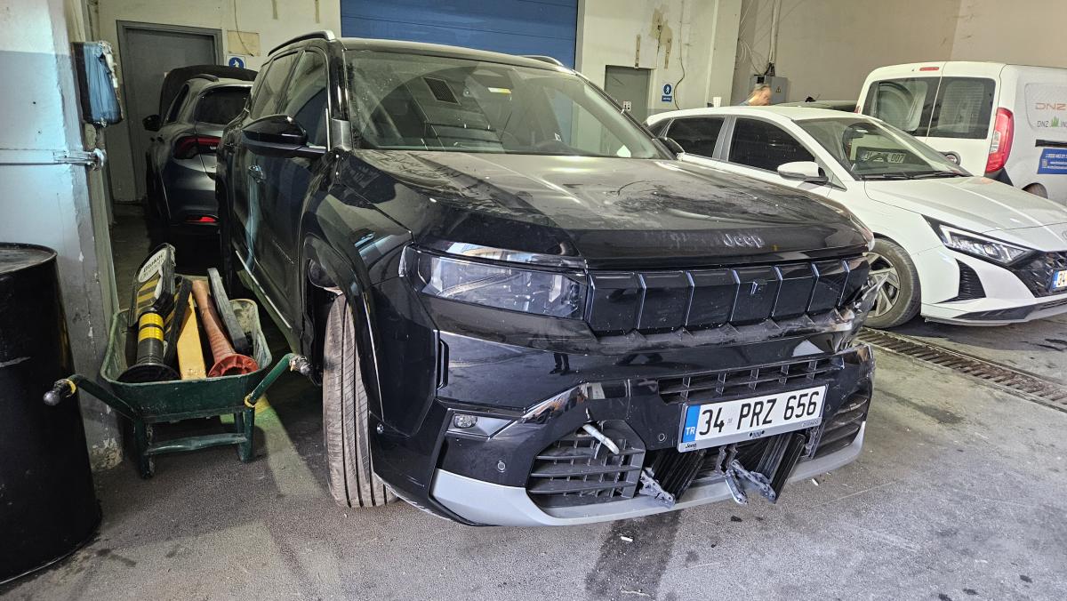 JEEP COMPASS E-HYBRID 1.2 145 SUMMIT | Autogong