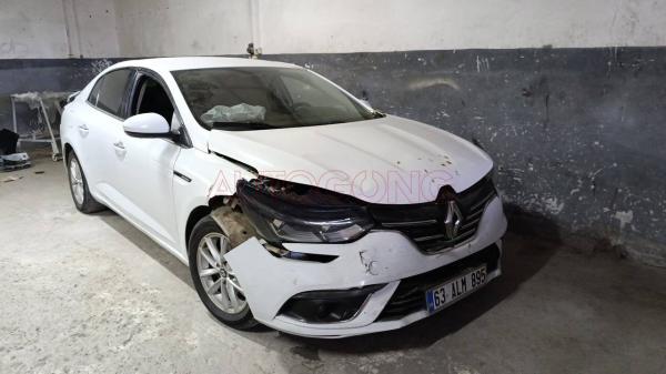 RENAULT MEGANE SEDAN TOUCH 1.5 DCI EDC 110 | Autogong