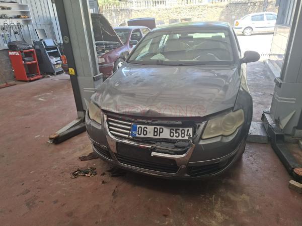 VOLKSWAGEN PASSAT 2.0 TDI COMFORTLINE TIP. DSG (140) | Autogong